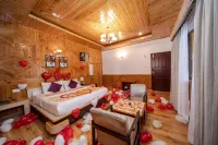 Hotel Monal Manali - Hot Tub