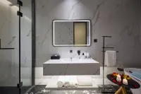 Floral Lux Hotel • Linhai Song Yun Ancient City Hotel
