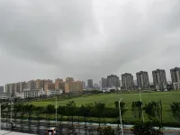 Quanjiyue Hotel (Suichuan County Museum Historical and Cultural District Branch) - con vista montagne