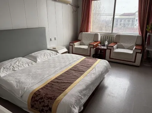Jianfeng Business Hotel