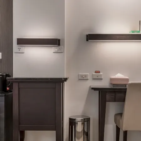 Guide Hotel - Kaohsiung Shinkuchan Отели рядом с достопримечательностью «Станция метро Weiwuying»