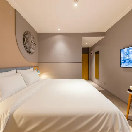 Homeinn · neo (Pingyao Ancient City North Gate Railway Station)