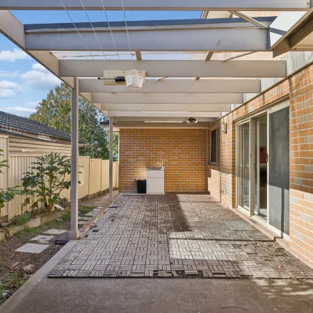 Modern Rooms Near Station & Motorway Access