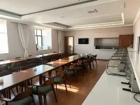 Baotou Junlinge Hotel (Zhengxiang International Wanda Plaza)