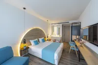 Flamingo Paradise Beach Hotel