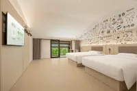 Haiyou Hotel (National Forest Park Qianqushiqing Branch) Hotels in Zhangjiajie