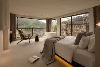 Ananda · World Encounter Cliff Infinity Pool Panorama Inn