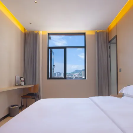 Tuyue Hotel (Gejiu Jinhu Park Branch)