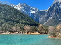 Guining Snow Mountain Scenic Courtyard (Shuhe Old Town) - pemandangan pegunungan