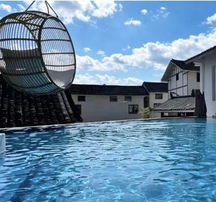 Fanjing Mountain Four Courtyard Homestay