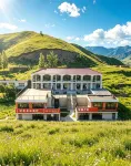 蒙疆之約|雲野牧山居·Mornmist·Clif·Dewpeak民宿（尼勒克店） - 停車場