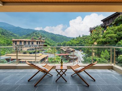 Guangxing Pavilion Mountain Language Residence (Qingyuan Ancient Dragon Gorge Store)