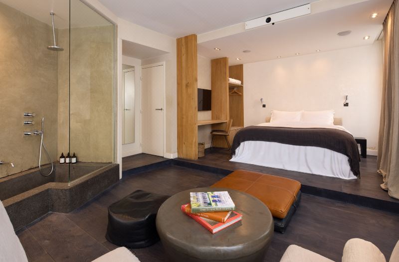 Hidden Hotel