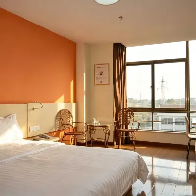 7Days Inn Chain Hotel (Shucheng Meihe East Road) Hotels near Chairman Mao Shicha Shucha Memorial Hall