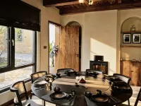 Gift of the Mountain · Forest & Lake | Chain Homestay Resort Zone - Desayuno