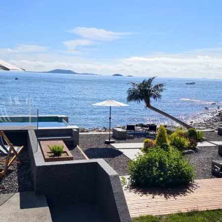 Qiyu Muhai Homestay (Laoshan Scenic Area Store)
