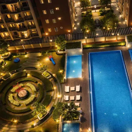 Extremeli Suites - Monarch