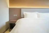 Dingsheng Hotel - parking