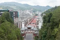 Yameitu International Hotel (Laibin Jinxiu) - Bergblick