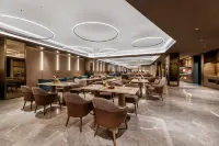 Haikou Qilou Old Street Crystal Orange Hotel - Frühstück