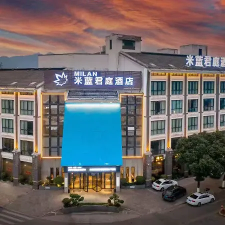 Milan Junting Hotel