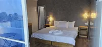Chao 4p investment - 2-Star