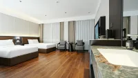 Yunxi Light Luxury Hotel (Tancheng Commercial Plaza Jiahe Plaza) - 2성급