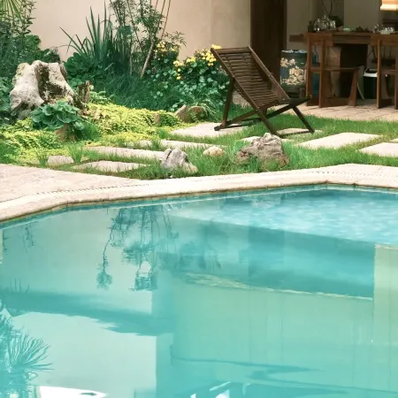 XIANGNAN Mineral Hot Spring Retreat
