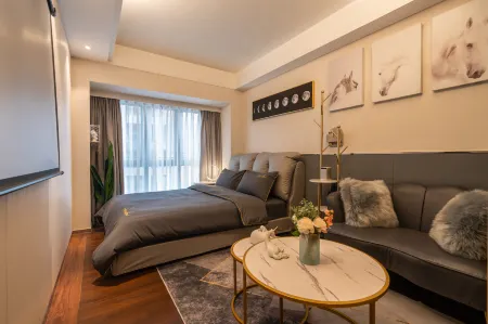 Zhiyou Boutique Stay (Futian KKONE)