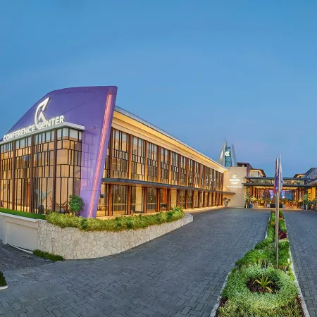 Golden Tulip Holland Resort Batu