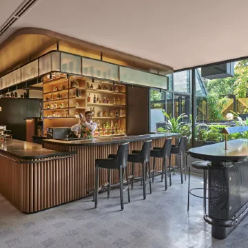 Pullman Singapore Orchard Отели рядом с достопримечательностью «Торговый центр The Paragon»