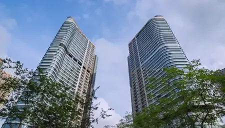 Vega Suites Отели рядом с достопримечательностью «Сайкун-Таун»