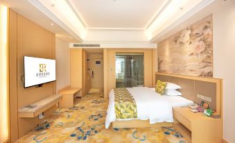 Enping Baorun Business Hotel