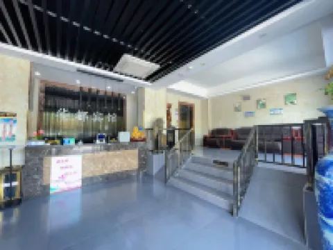 Wuwei Huadu Business Hotel