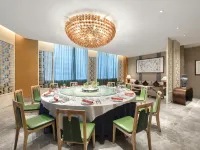 كراون بلازا جوانجتشو سيتي سنترب باي آيتش جي Hotels near لا بيرلي