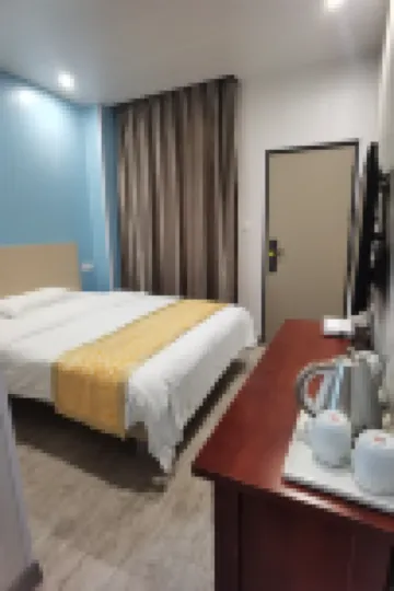 Yunduo Business Hotel (Jixian Road Shihua)