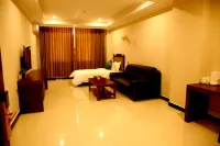 Zhenglanqi Yilai Hotel - parcheggio