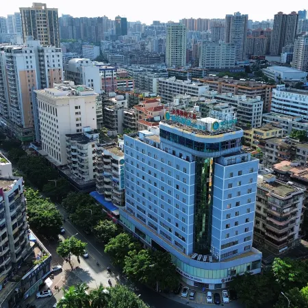 City Comfort Inn hotel (Zhanjiang Haibin Park Guanhai Gallery)