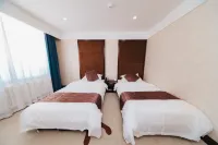 Yichun Hongdu Hotel - parking