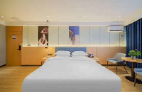 Bolton Chain Hotel (Huadu Tanbu) Hotels near Yunwugong Book House