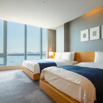 Sono Calm Yeosu Отели рядом с достопримечательностью «Остров Одонго»