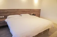 Wai Yuan Ming Jia She Hotel