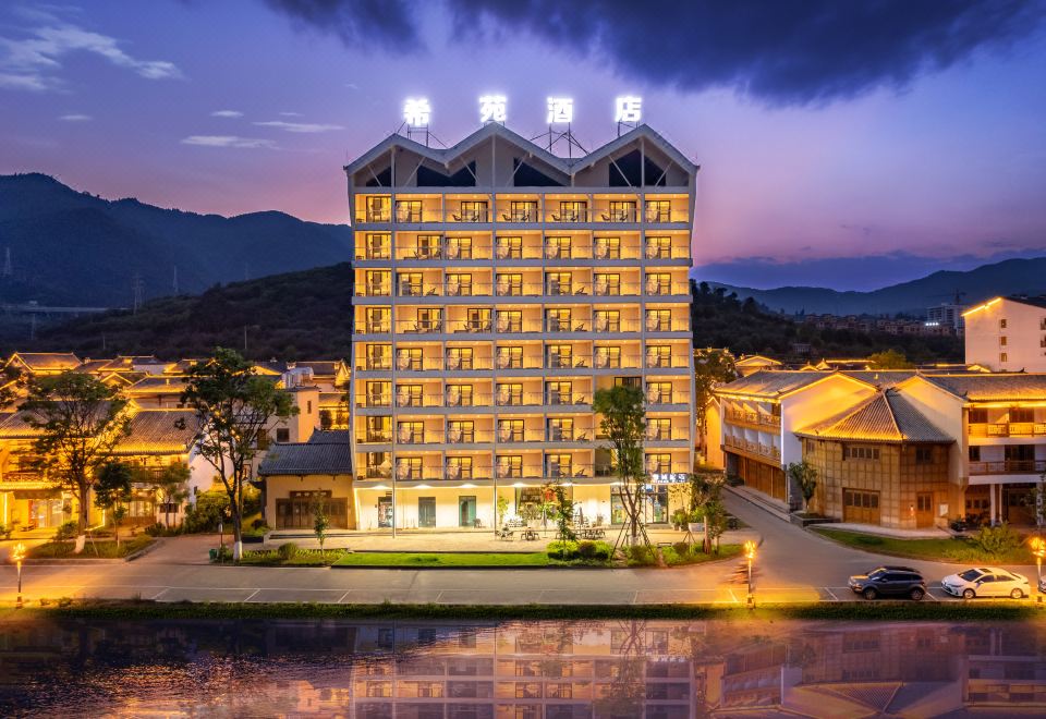 hotel overview picture