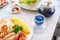 The Peninsula Phnom Penh - breakfast