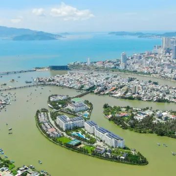 Champa Island Nha Trang - Resort Hotel & Spa Отели рядом с достопримечательностью «Хончонг»