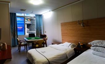 Huayi Hotel - Housity