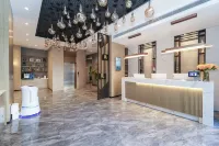 Weiting Hotel (Shanghai People's Square Subway Station Changzheng Hospital Branch)