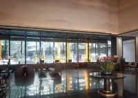 Huayi Hotel