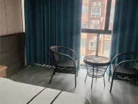 Luodian Xinyi Bieyuan Hotels in Luodian
