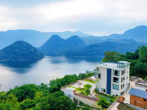 湖曦·雲棧民宿（清遠桃花湖店）